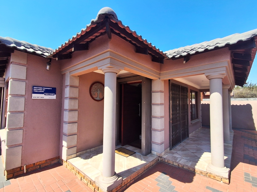3 Bedroom Property for Sale in Tlhabane West North West